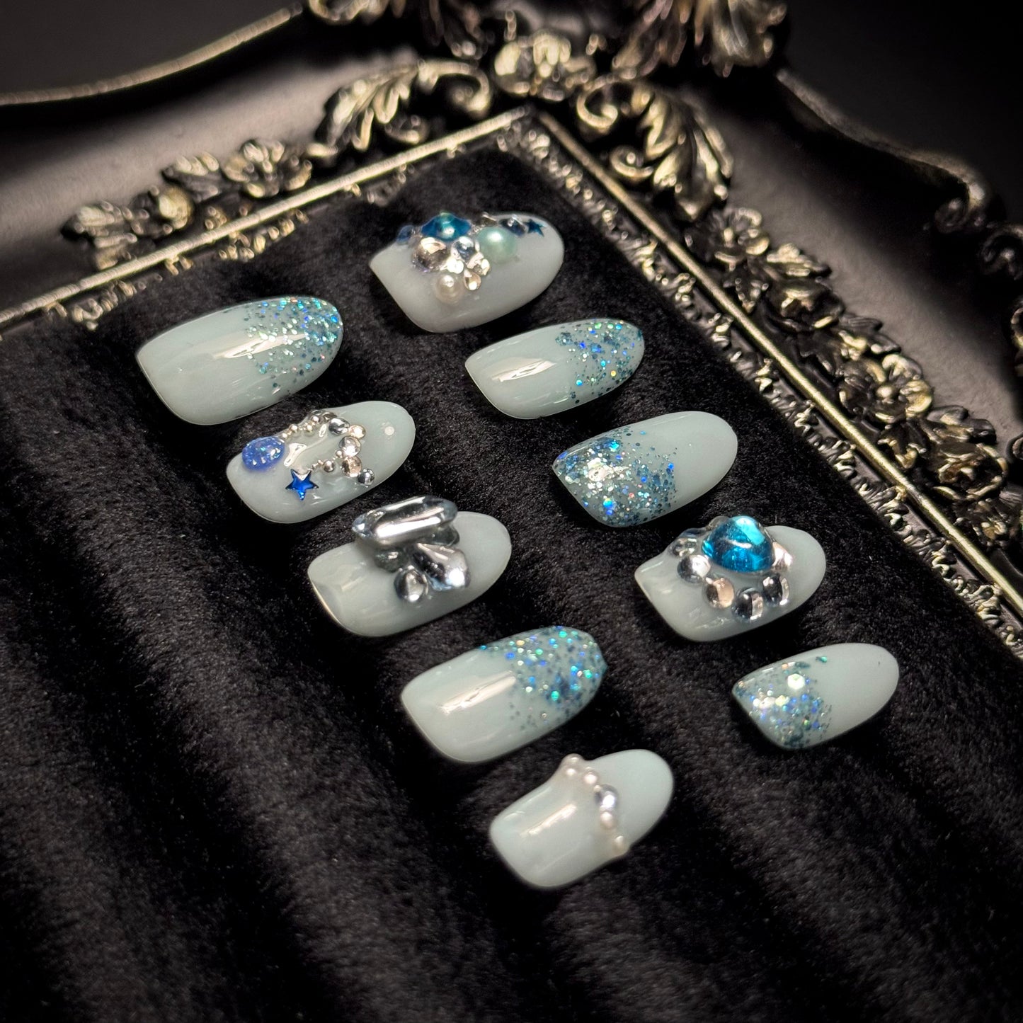 《Blue Christmas》Ona111