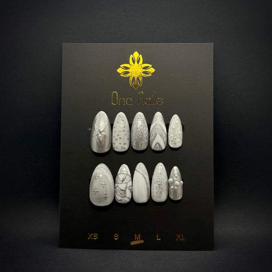 《銀熠星芒》Ona084
