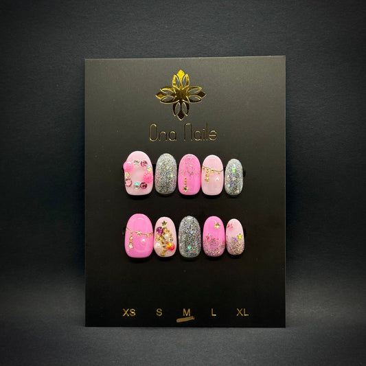 《Christmas Time Is Here》Ona109